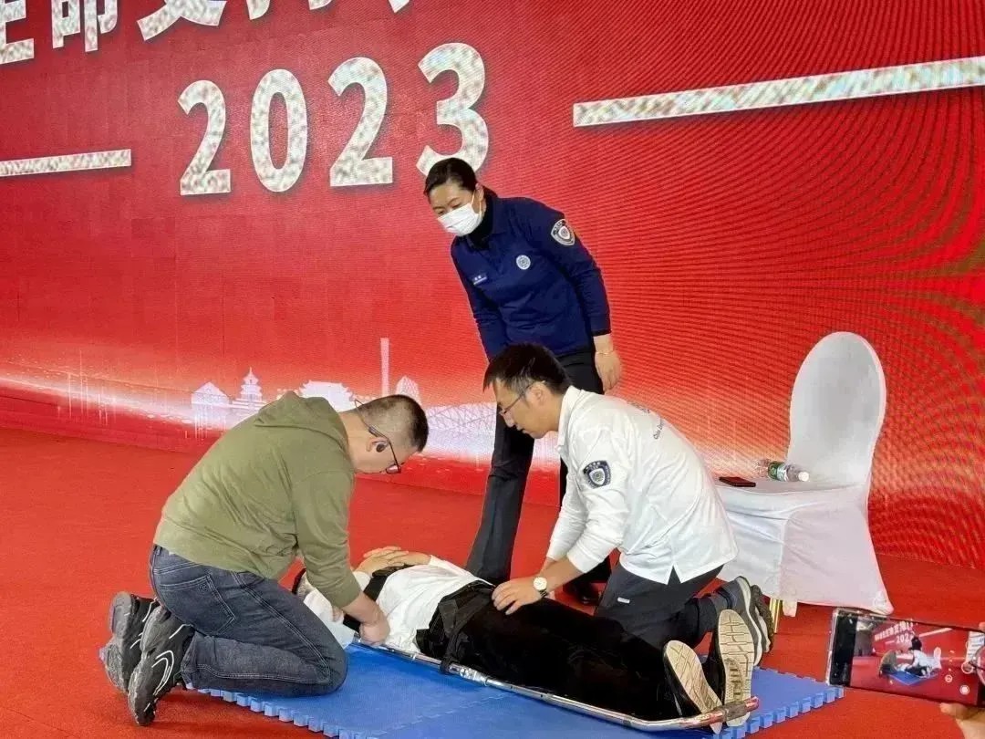 护航生命，共话未来|亿万先生MR救护车即将重磅亮相第五届中国急救大会