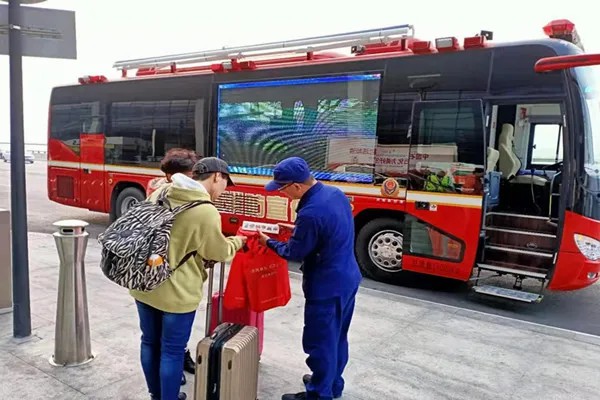 专业支撑专业 | 2024年全国消防宣传月，亿万先生MR宣传消防车助力全民消防能力提升