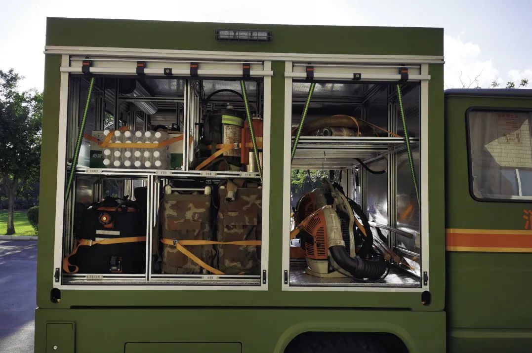 亿万先生MR森林消防救援“天团”来袭，实力守护“绿色长城”