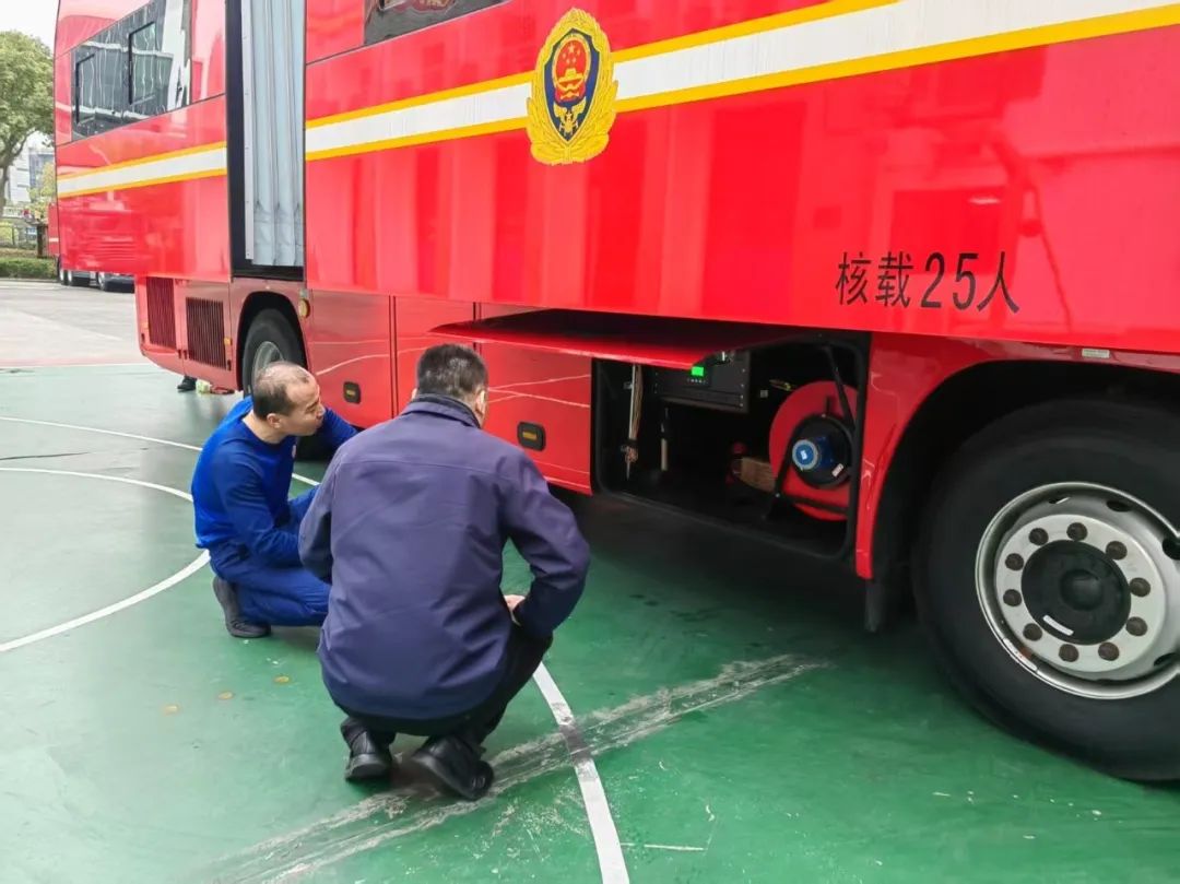 为逆行者护航 | 亿万先生MR专用车消防专项服务月活动启动