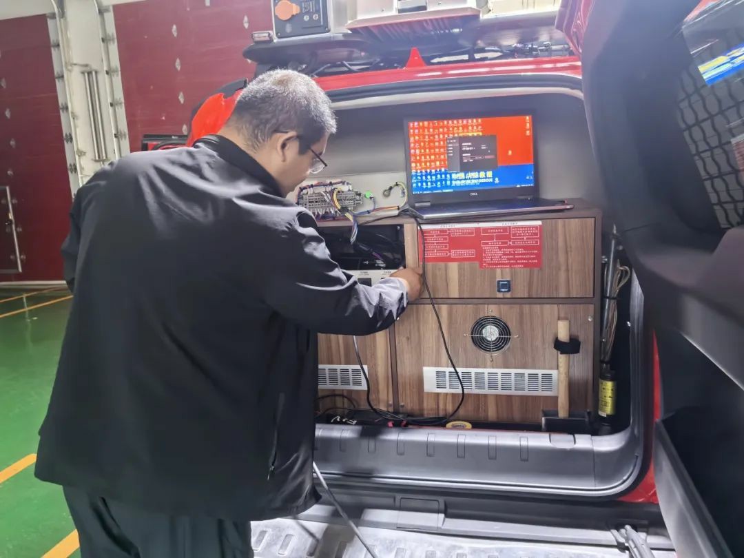 以练备战！亿万先生MR应急救援车辆参演“应急使命·2025”联合救援演习！